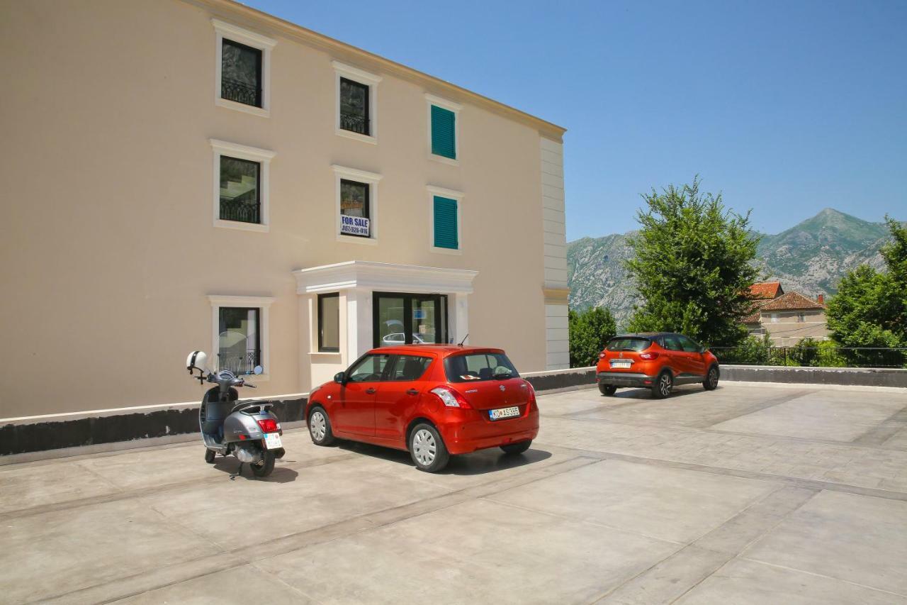 Apartment Funny Kotor Exterior foto